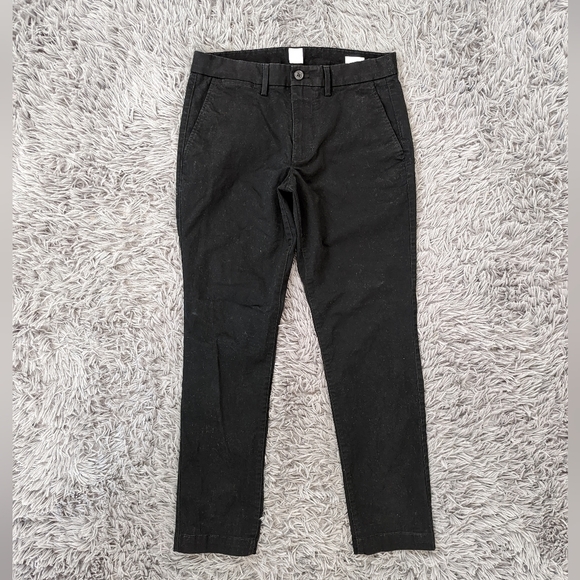 GAP Other - GAP Men's Essential Khaki Pants Athletic Fit Black 30x30 Flex